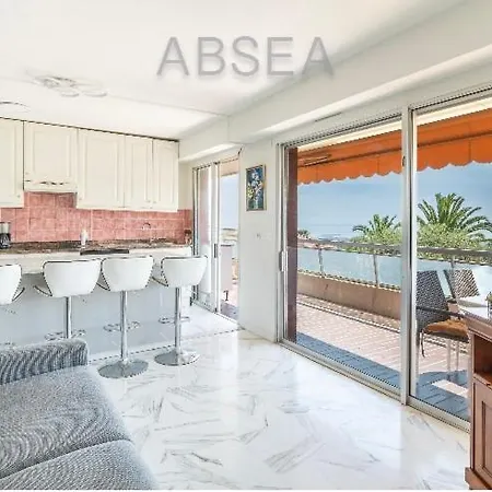 2 Pieces Vue Ouest Apartment